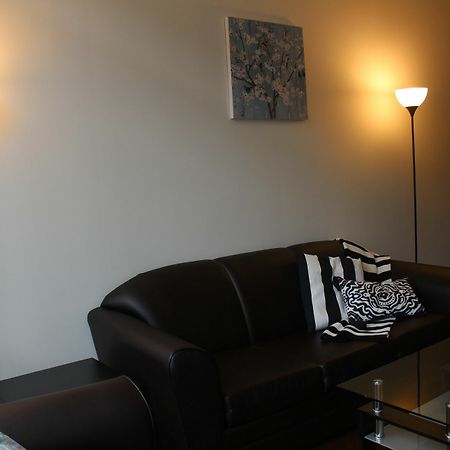 Custom Luxury Suite - By Elite Suites Mississauga Exteriör bild