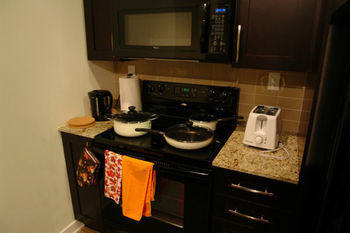 Custom Luxury Suite - By Elite Suites Mississauga Exteriör bild