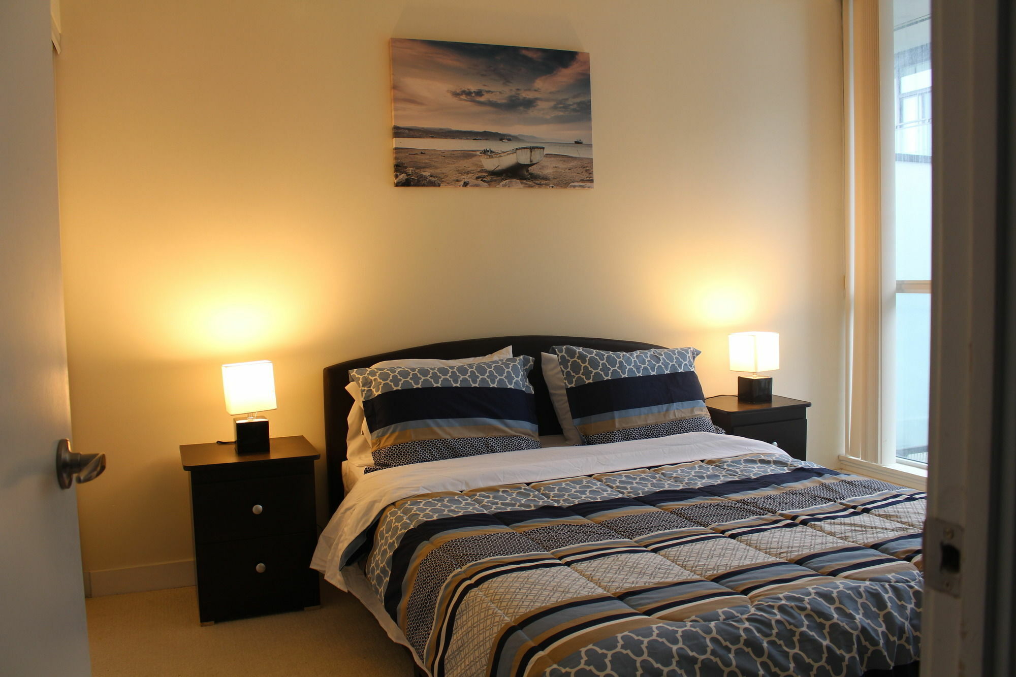 Custom Luxury Suite - By Elite Suites Mississauga Exteriör bild