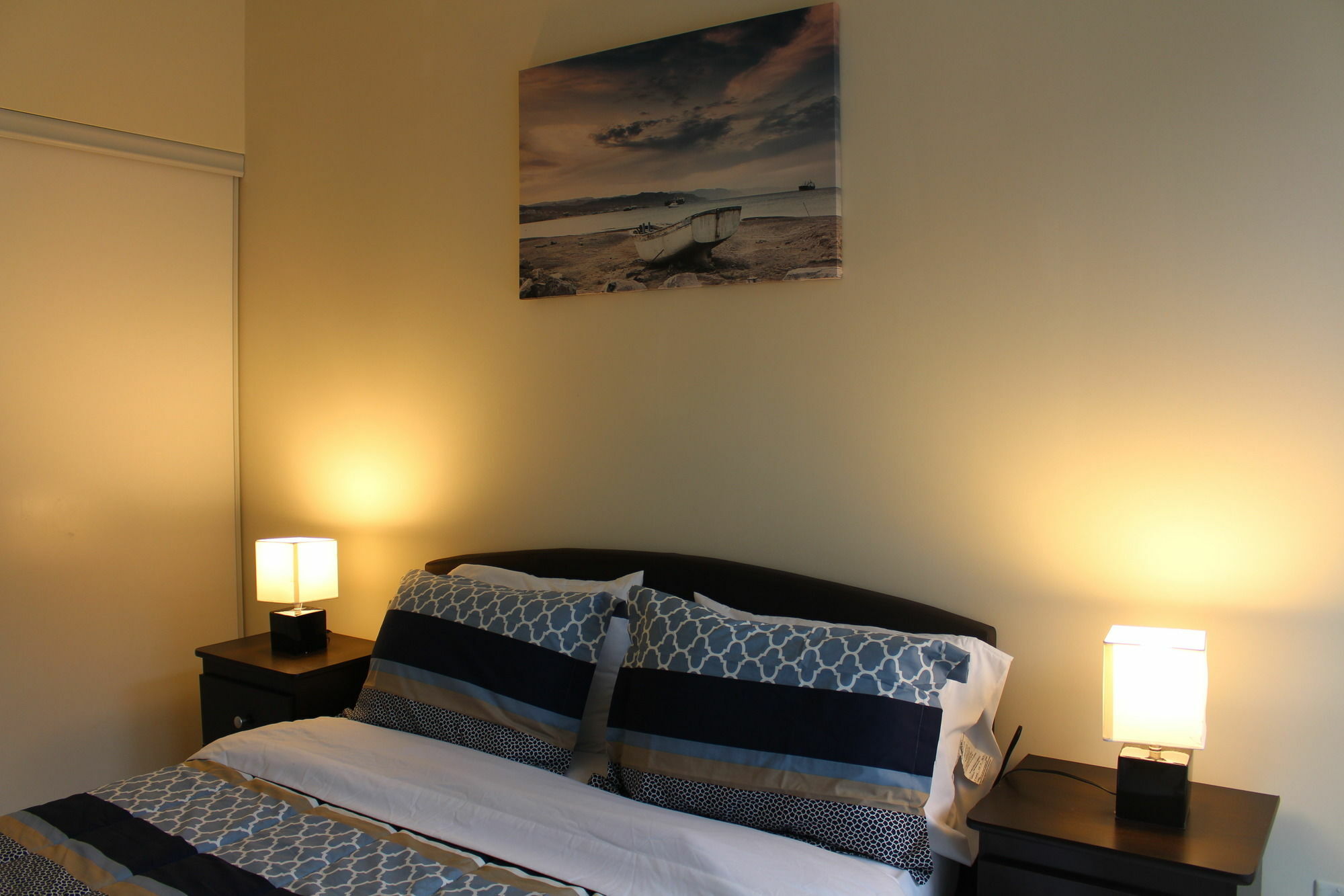 Custom Luxury Suite - By Elite Suites Mississauga Exteriör bild
